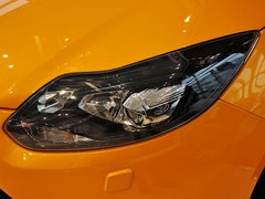 2013款 ST 2.0T 手动 橙色版