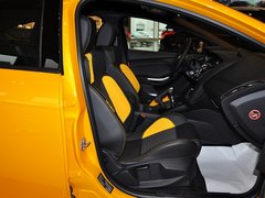2013款 ST 2.0T 手动 橙色版