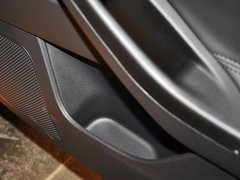 2013款 ST 2.0T 手动 橙色版