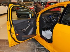 2013款 ST 2.0T 手动 橙色版