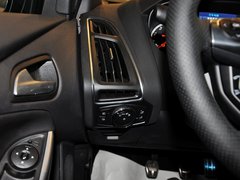2013款 ST 2.0T 手动 橙色版
