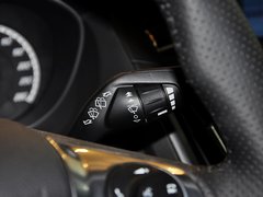 2013款 ST 2.0T 手动 橙色版
