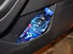 2013款 ST 2.0T 手动 橙色版