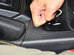 2013款 ST 2.0T 手动 橙色版