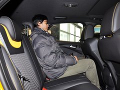 2013款 ST 2.0T 手动 橙色版