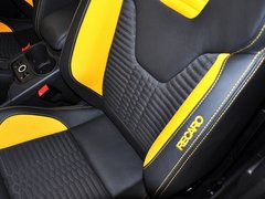 2013款 ST 2.0T 手动 橙色版