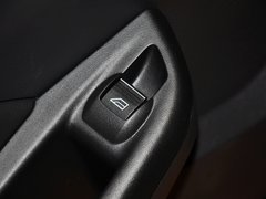 2013款 ST 2.0T 手动 橙色版