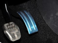 2013款 ST 2.0T 手动 橙色版