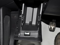 2013款 ST 2.0T 手动 橙色版