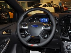 2013款 ST 2.0T 手动 橙色版