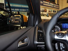 2013款 ST 2.0T 手动 橙色版