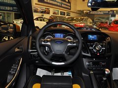 2013款 ST 2.0T 手动 橙色版
