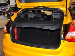 2013款 ST 2.0T 手动 橙色版