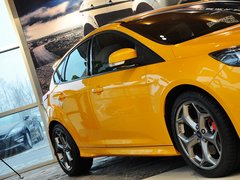 2013款 ST 2.0T 手动 橙色版