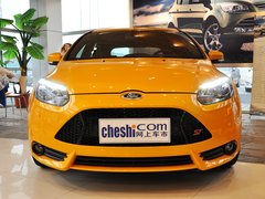 2013款 ST 2.0T 手动 橙色版