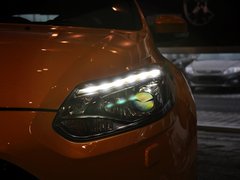 2013款 ST 2.0T 手动 橙色版