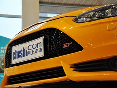 2013款 ST 2.0T 手动 橙色版
