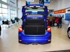 2013款 ST 2.0T 手动 橙色版