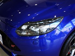 2013款 ST 2.0T 手动 橙色版