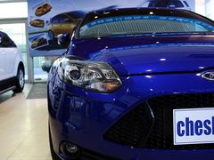 2013款 ST 2.0T 手动 橙色版