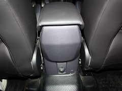 2013款 ST 2.0T 手动 橙色版