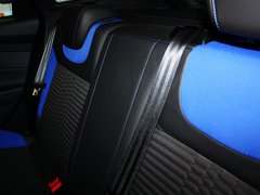 2013款 ST 2.0T 手动 橙色版