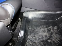 2013款 ST 2.0T 手动 橙色版