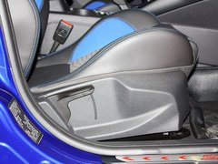 2013款 ST 2.0T 手动 橙色版