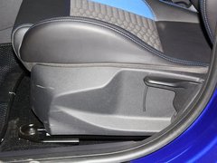 2013款 ST 2.0T 手动 橙色版