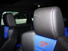 2013款 ST 2.0T 手动 橙色版