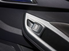 2013款 ST 2.0T 手动 橙色版