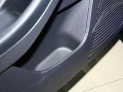 2013款 ST 2.0T 手动 橙色版