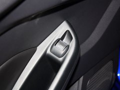 2013款 ST 2.0T 手动 橙色版