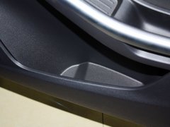 2013款 ST 2.0T 手动 橙色版