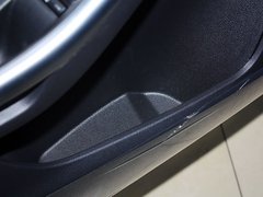 2013款 ST 2.0T 手动 橙色版