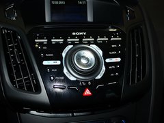 2013款 ST 2.0T 手动 橙色版