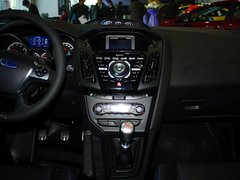 2013款 ST 2.0T 手动 橙色版