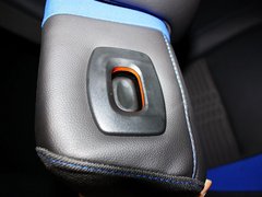 2013款 ST 2.0T 手动 橙色版