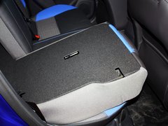2013款 ST 2.0T 手动 橙色版