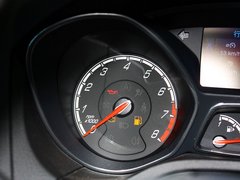 2013款 ST 2.0T 手动 橙色版