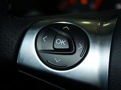 2013款 ST 2.0T 手动 橙色版