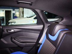 2013款 ST 2.0T 手动 橙色版