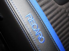2013款 ST 2.0T 手动 橙色版