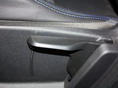 2013款 ST 2.0T 手动 橙色版