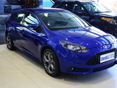 2013款 ST 2.0T 手动 橙色版
