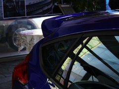 2013款 ST 2.0T 手动 橙色版