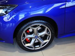 2013款 ST 2.0T 手动 橙色版