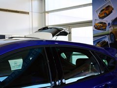 2013款 ST 2.0T 手动 橙色版