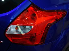 2013款 ST 2.0T 手动 橙色版