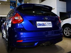 2013款 ST 2.0T 手动 橙色版